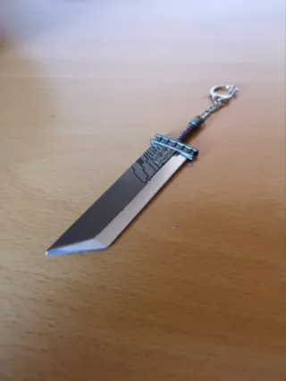 Llavero de Espada Mortal de Cloud