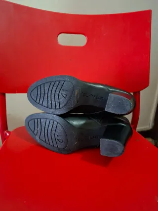 Botines Unisa Negros Piel Tacon