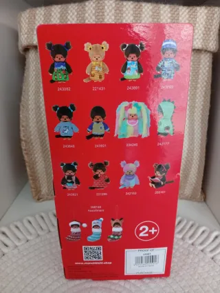 Monchhichi babero rojo