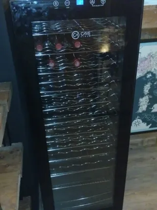 Vinoteca CAVE 50 botellas