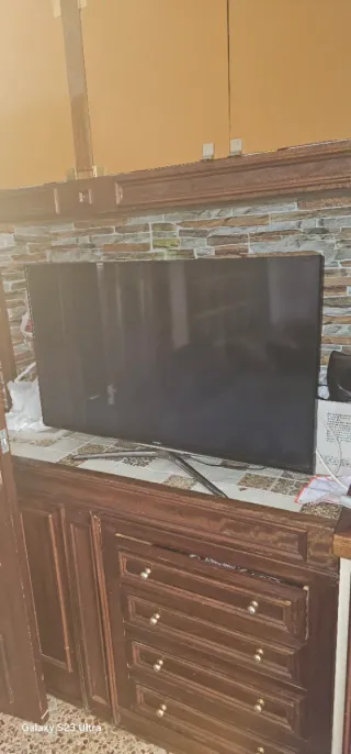 Televisor Smart TV Negro