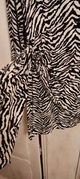 Vestido Zara estampado cebra