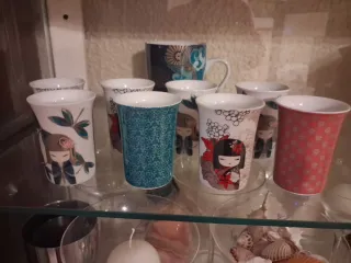 8 Tazas Kimmidoll Pequeñas + 1 Grande