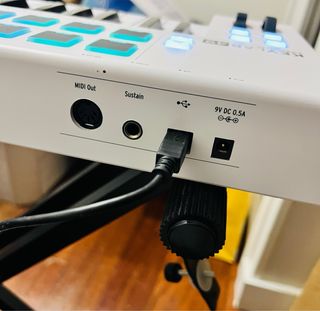 Teclado MIDI Arturia Keylab 49 Essential