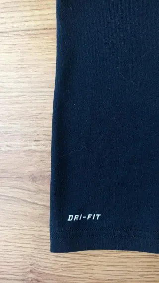Camiseta Nike Dri-Fit Negra