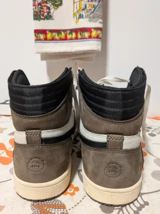Nike Air Jordan Travis Scott Mocha Talla 45