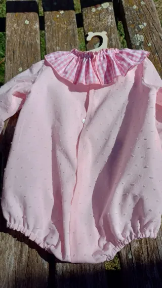 Peleles con volantes y cuadros 24/36 meses