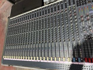 Mesa de mezclas Spirit Live