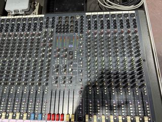 Mesa de mezclas Spirit Live