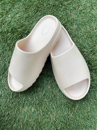 Sandalias Yessy Beige
