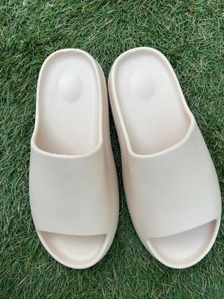 Sandalias Yessy Beige