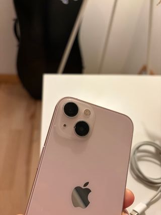 iPhone 13.128GB. Rosa. Muy buen estado.