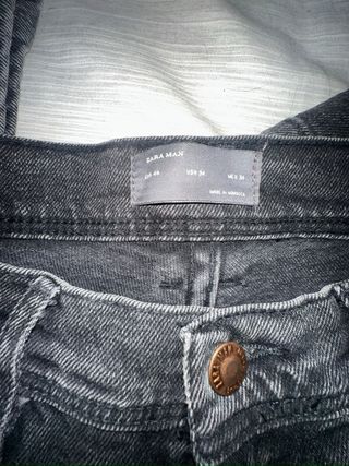 Vaqueros Zara negros rotos hombre