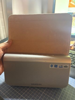 Altavoz Bluetooth Sangean Beige/Plata