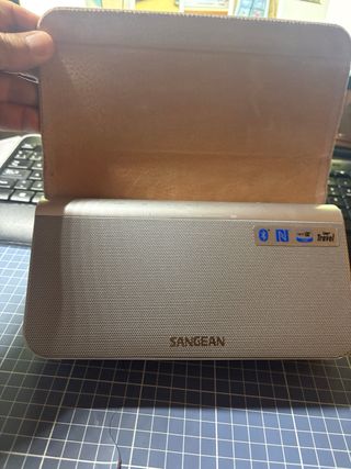 Altavoz Bluetooth Sangean Beige/Plata