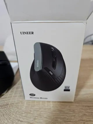 Ratón Ergonómico Vertical UINEER A06P Negro