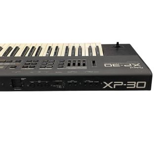 SINTETIZADOR ROLAND XP-30 + CABLE