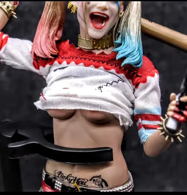 FIGURA HARLEY QUINN. (SUICIDE SQUAD). ESCALA: 1/6.