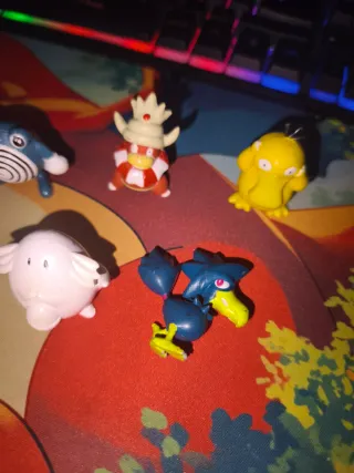 Lote Figuras Pokémon TOMY