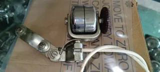 Dínamo de bicicleta raro