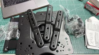 Soporte Pared TV Amazon Basics Giratorio