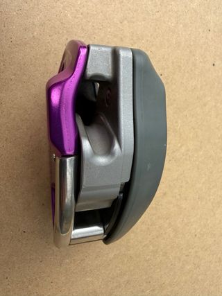 Petzl GriGri+ i mosquetón Petzl + cinta Mammut