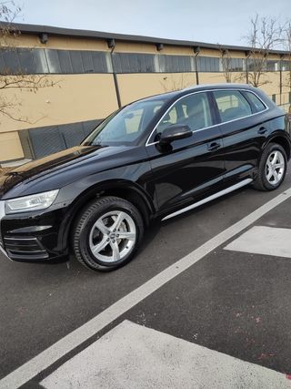 Audi Q5 Sport tagliandata e gommata
