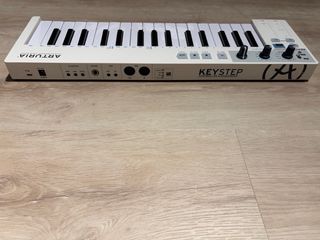 Teclado Arturia KeyStep White