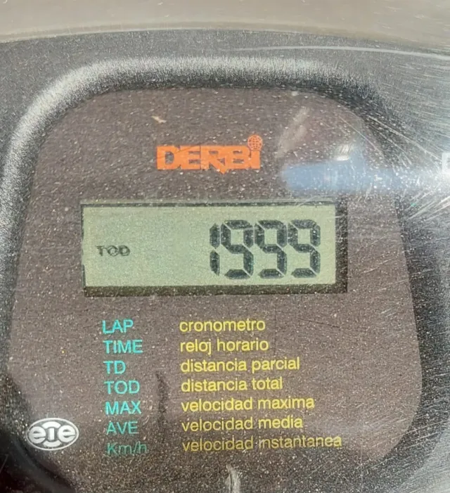 Derbi Hunter / Manhatan 50 rueda trasera NUEVA