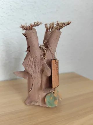 Figura árbol artesanal