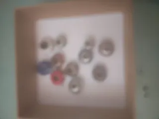 10 charms para pulsera Pandora o similar.