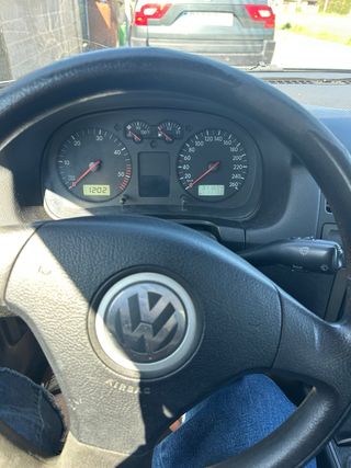 Volkswagen Bora 2005