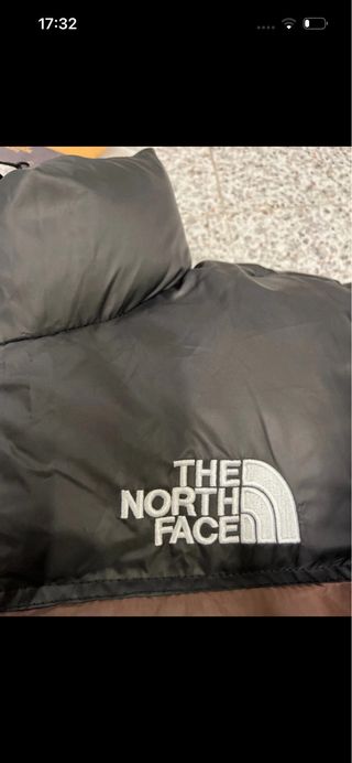 Chaqueta The North Face Marrón y Negra