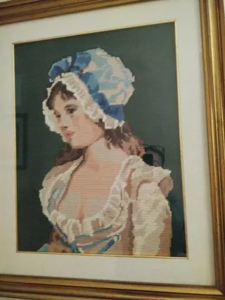 Quadro mezzo punto donna con cap