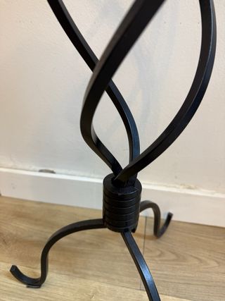 Macetero de forja con planta