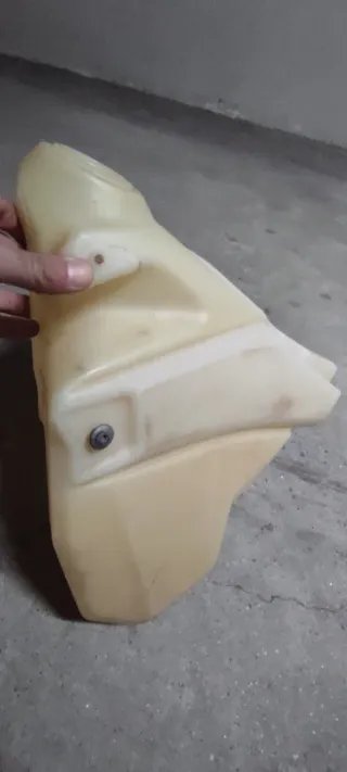 Depósito combustible KTM