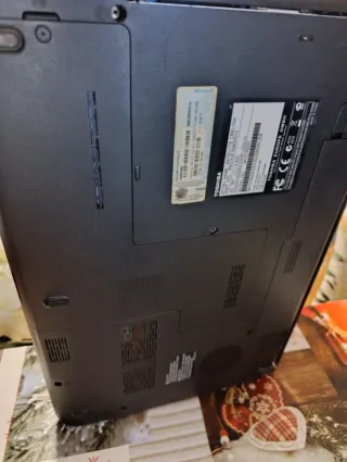 Portatile Toshiba Satellite C660 - Nero