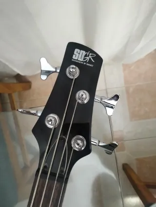 Bajo Eléctrico activo IBANEZ SRX360