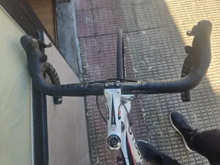 Bicicleta Pinarello FP Paris Carbon