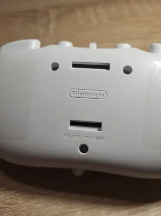 Mando Classic Nintendo Wii Blanco