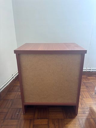 Mesitas de noche de madera