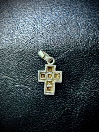 Pequeña Cruz Plata Ley Cristales Colores