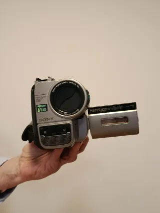 Cámara Vídeo Sony Hi8 XR + Maletín Samsonite