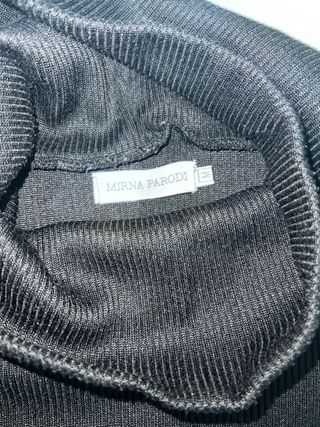 Sudadera cuello alto MIRIAM G. Mujer/Hombre Negra