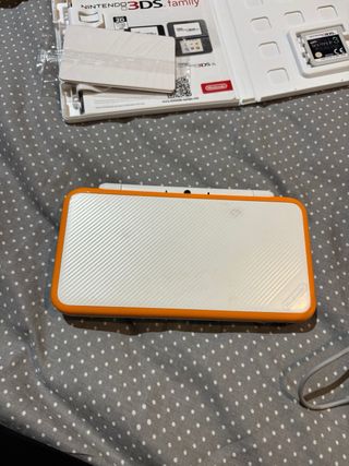Nintendo 3DS Bianca e Arancione