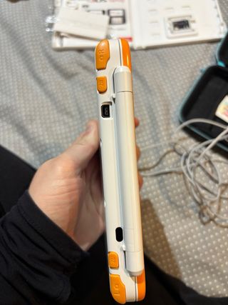 Nintendo 3DS Bianca e Arancione