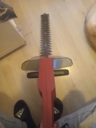 Cortasetos Eléctrico 330W