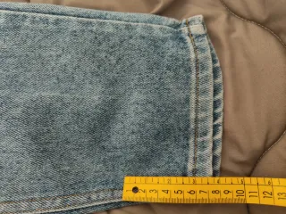 Pantalones vaqueros Lee desgastados