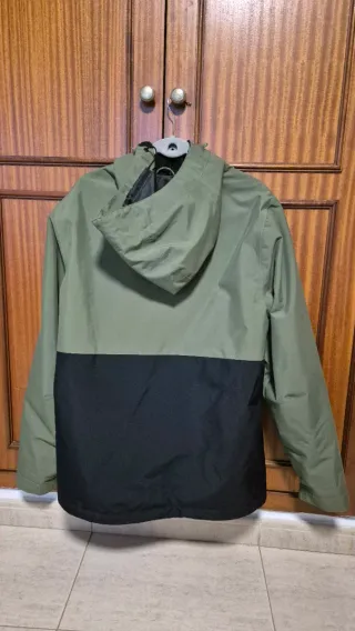 CHAQUETA DE ESQUI MARCA DC