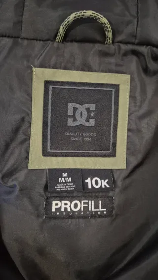 CHAQUETA DE ESQUI MARCA DC